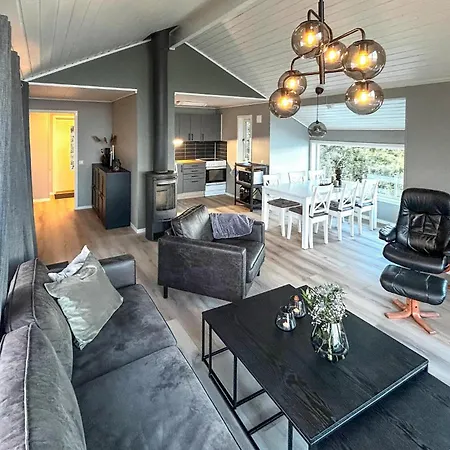 In Liarvag With Sauna *