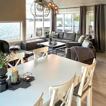 In Liarvag With Sauna Vik (Nord-Trondelag)