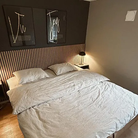 In Liarvag With Sauna Holiday home *