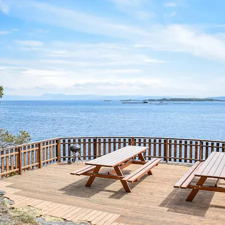 Holiday home In Liarvag With Sauna Vik (Nord-Trondelag)